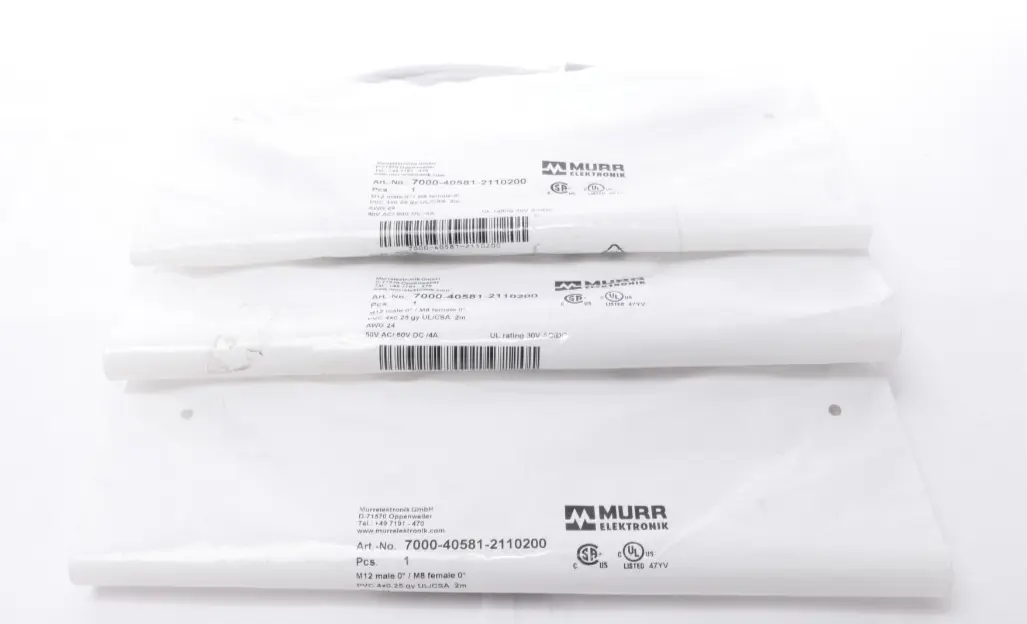 Produktfoto 1 von 3x Murr Elektronik M12 male 0°/ M8 female 0° 2m | 7000-40581-2110200