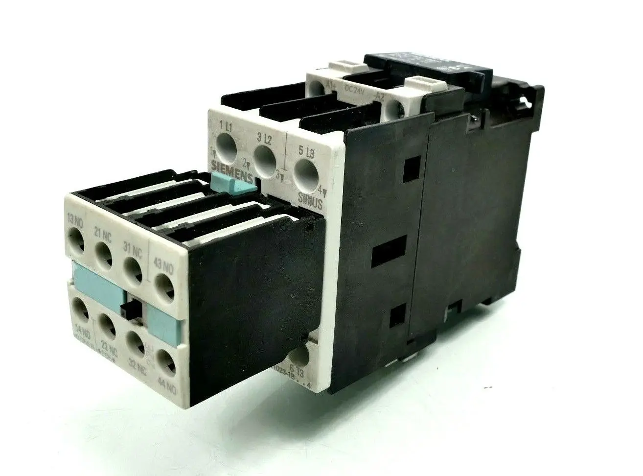 Produktfoto 1 von Siemens SIRIUS Schütz 3RT1 023-1BB44 | E:05 | 3RT1023-1BB44