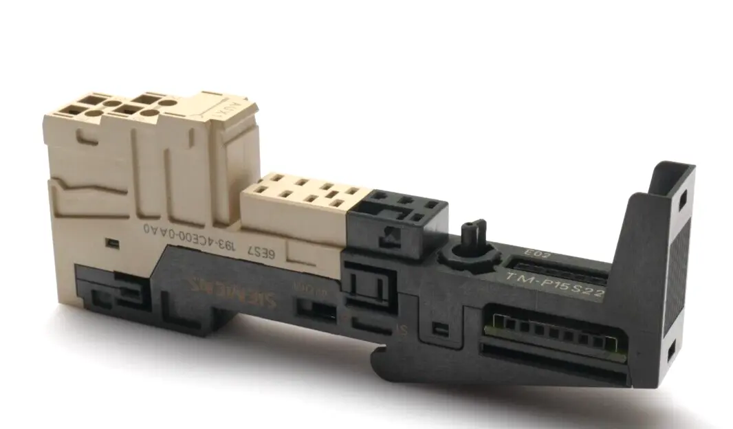 Produktfoto 1 von 5x Siemens SIMATIC S7 Terminalmodul | E:02 | 6ES7193-4CE00-0AA0