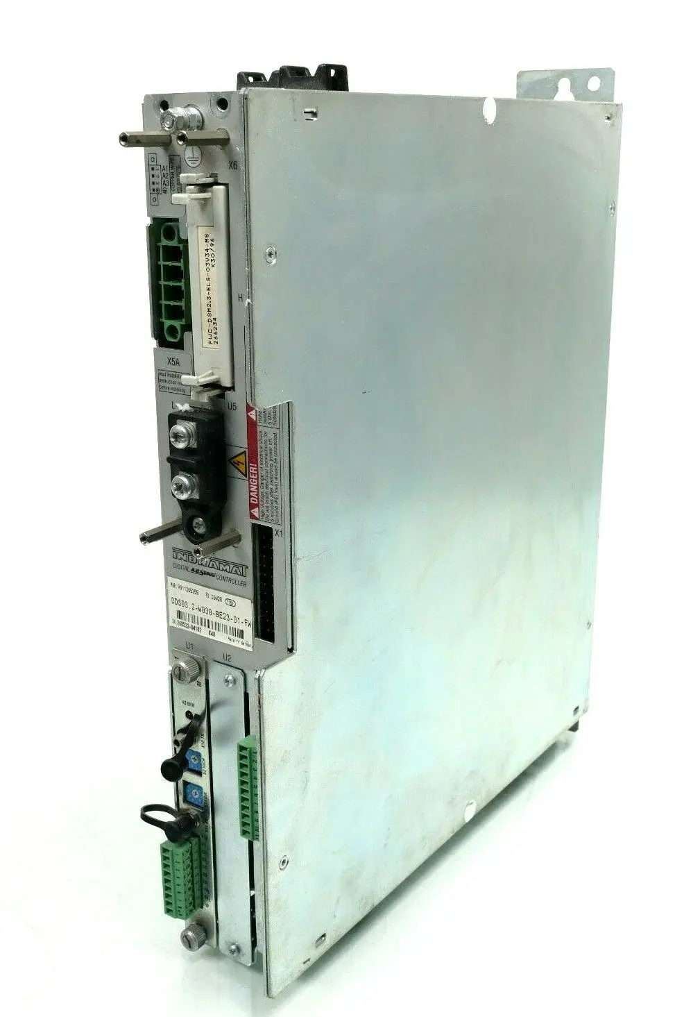 Produktfoto 1 von Indramat Servo Controller DDS03.2-W030-BE23-01-FW | R911265359