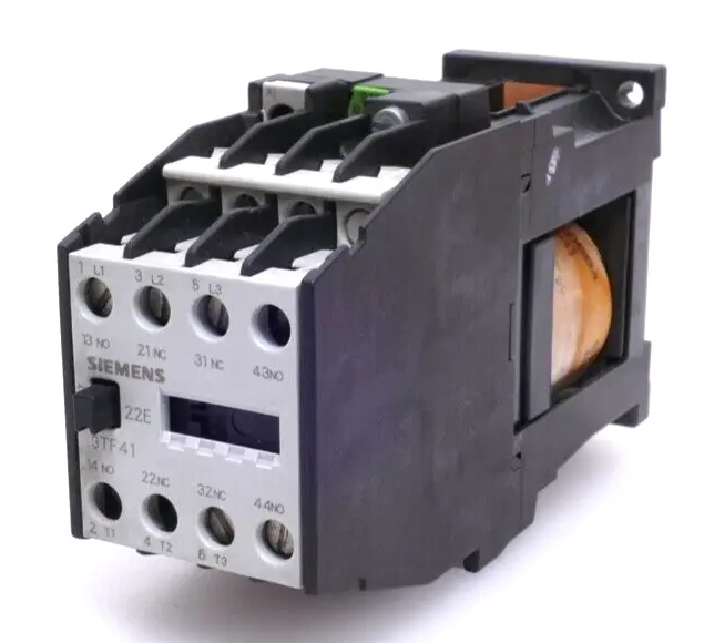 Produktfoto 1 von 2x Siemens Schütz 2S/2Ö/2N0+2NC 3TF4 122-0B | 3TF4122-0B