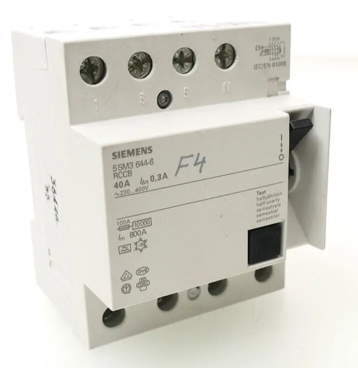 Produktfoto 1 von Siemens RCCB Fehlerstromschutzschalter 40A 0,3A 5SM3 644-6 | 5SM3644-6
