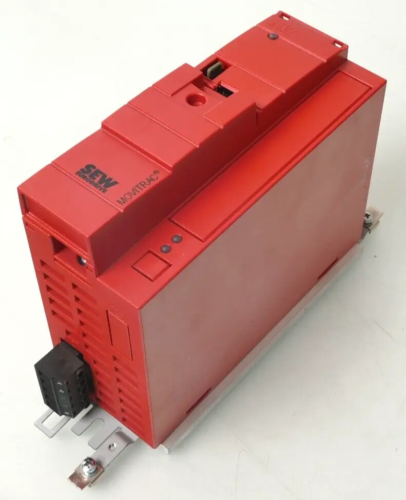 Produktfoto 1 von Sew Eurodrive MOVITRAC B Frequenzumrichter | MC07B0008-2B1-4-00