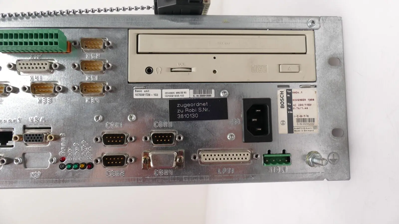 Produktfoto 1 von Bosch RH04.1 Basic Unit CD VO02C W95 DE RS 1070081938-102 | 1070081728-103