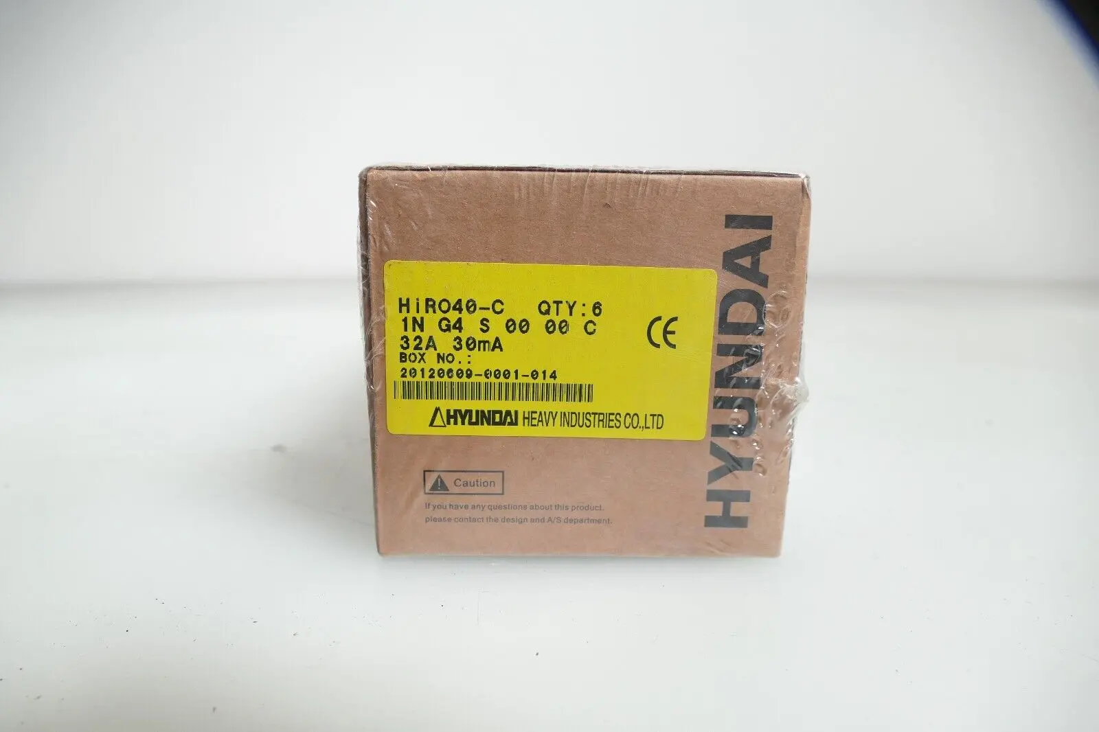 Produktfoto 1 von 6x Hyundai HiRO40-C | Circuit Breaker 1N G4 S 00 00 C | 1NG4S0000C | 32A | 30mA