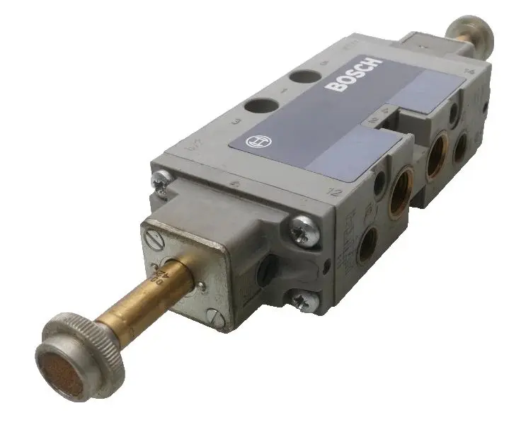 Produktfoto 1 von Bosch Wegeventil 0 820 023 517 | 0820023517