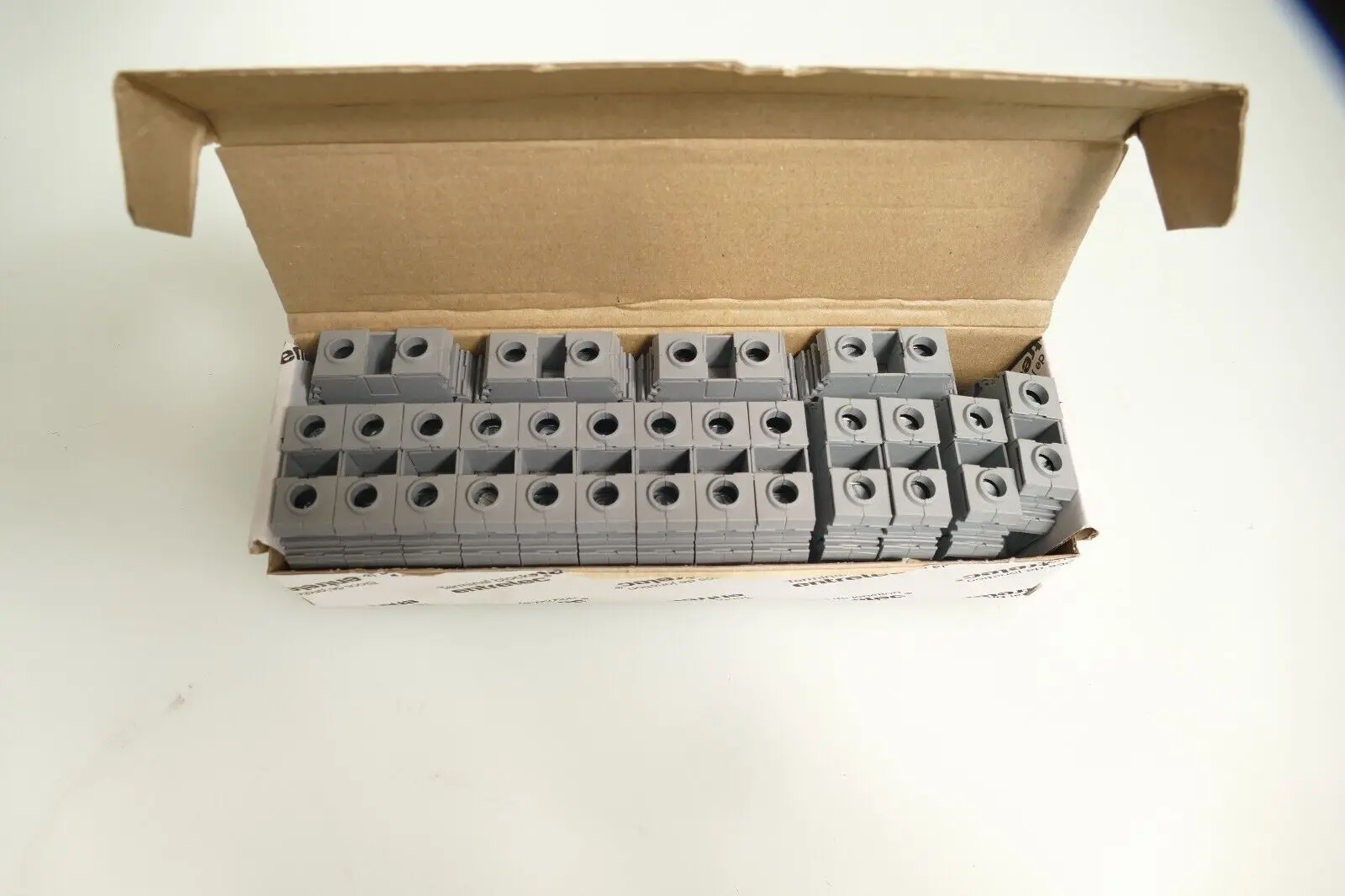 17x ABB Entrelec Schutzleiterklemme M35/16.P | 1SNA165111R1400