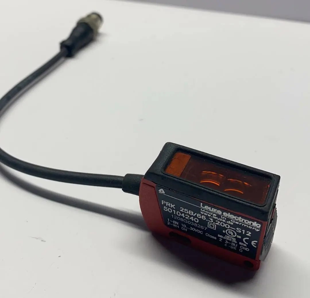 Produktfoto 1 von Leuze Reflex-Lichtschranke polarisiert PRK 25B/66.3,200-S12 | 50104240