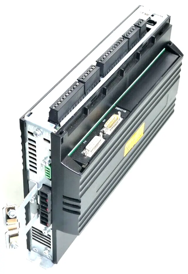 Produktfoto 1 von Sew Eurodrive Umrichter MDX61B0008-5A3-4-0T | 08277354 + DEH11B