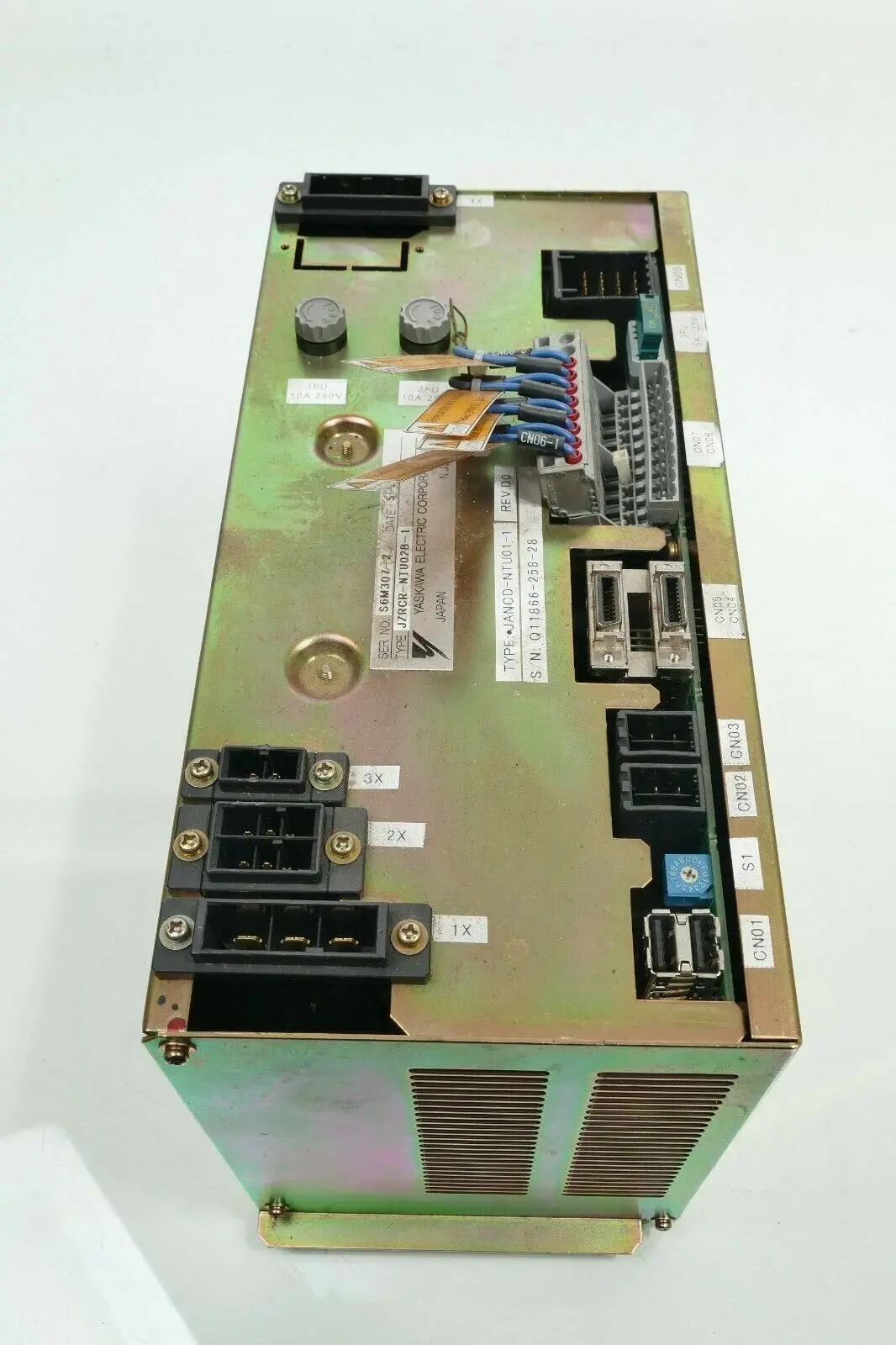 Produktfoto 1 von Yaskawa Electric Power Supply Unit | JZRCR-NTU02B-1