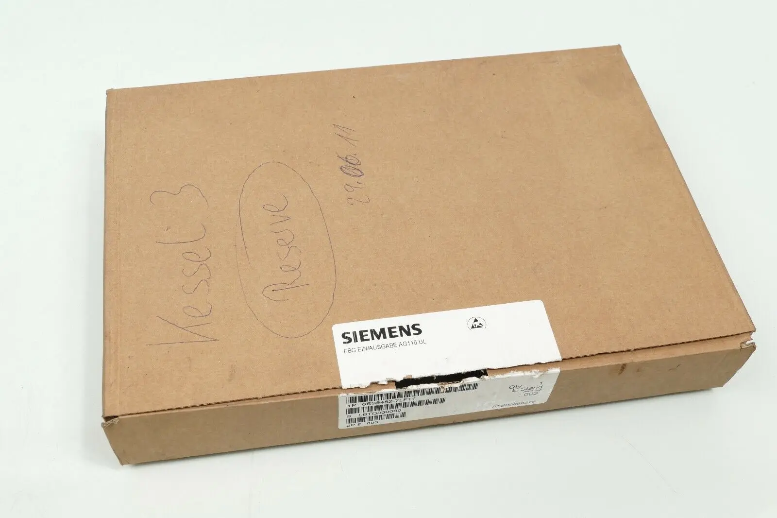 Produktfoto 1 von Siemens SIMATIC S5 Digital In/Output 6ES5 482-7LF11 | E:03 | 6ES5482-7LF11