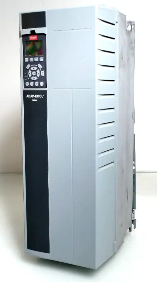 Produktfoto 1 von Danfoss Frequenzumrichter AKD102P30KT4P21H1XGCXXXSXXXXAZBXCXXXXDX | 131F2107