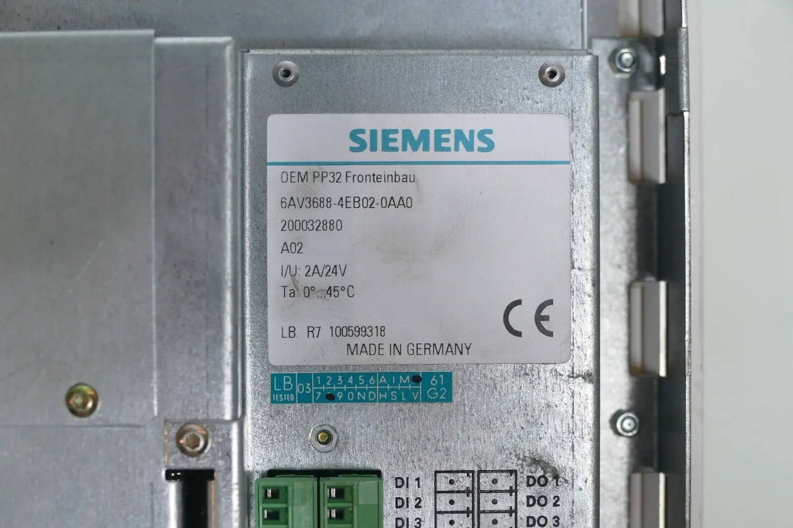 Produktfoto 1 von Siemens Simatic OEM PP32 Bedienterminal Fronteinbau | E:A02 | 6AV3688-4EB02-0AA0