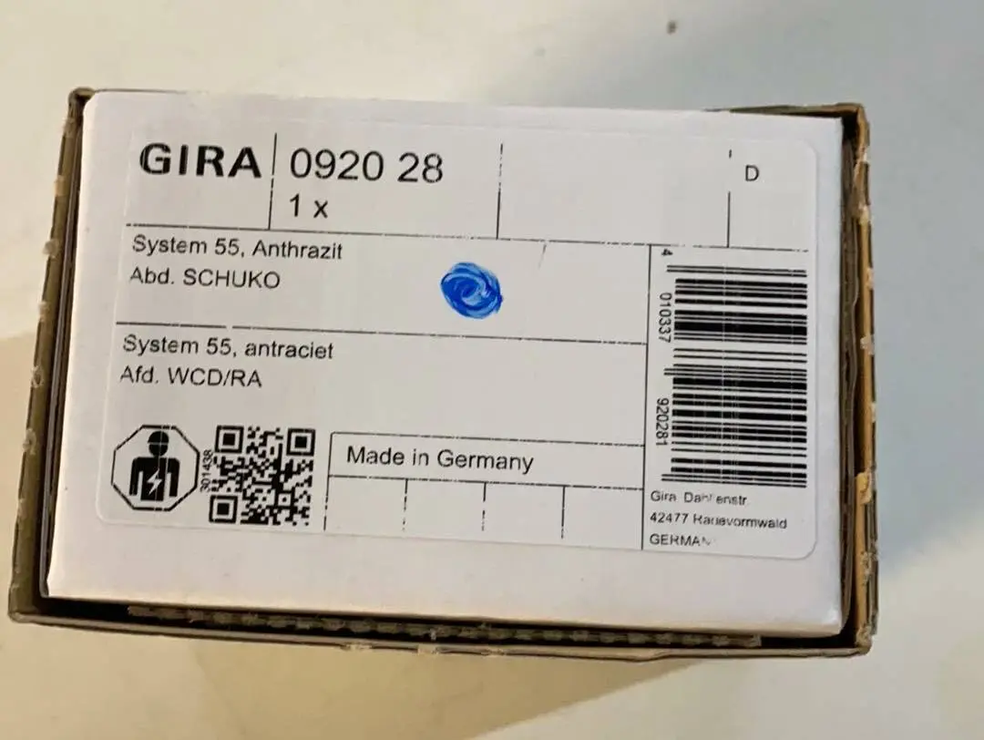 Produktfoto 1 von GIRA Abdeckung Schuko System 55 Anthrazit | 092028