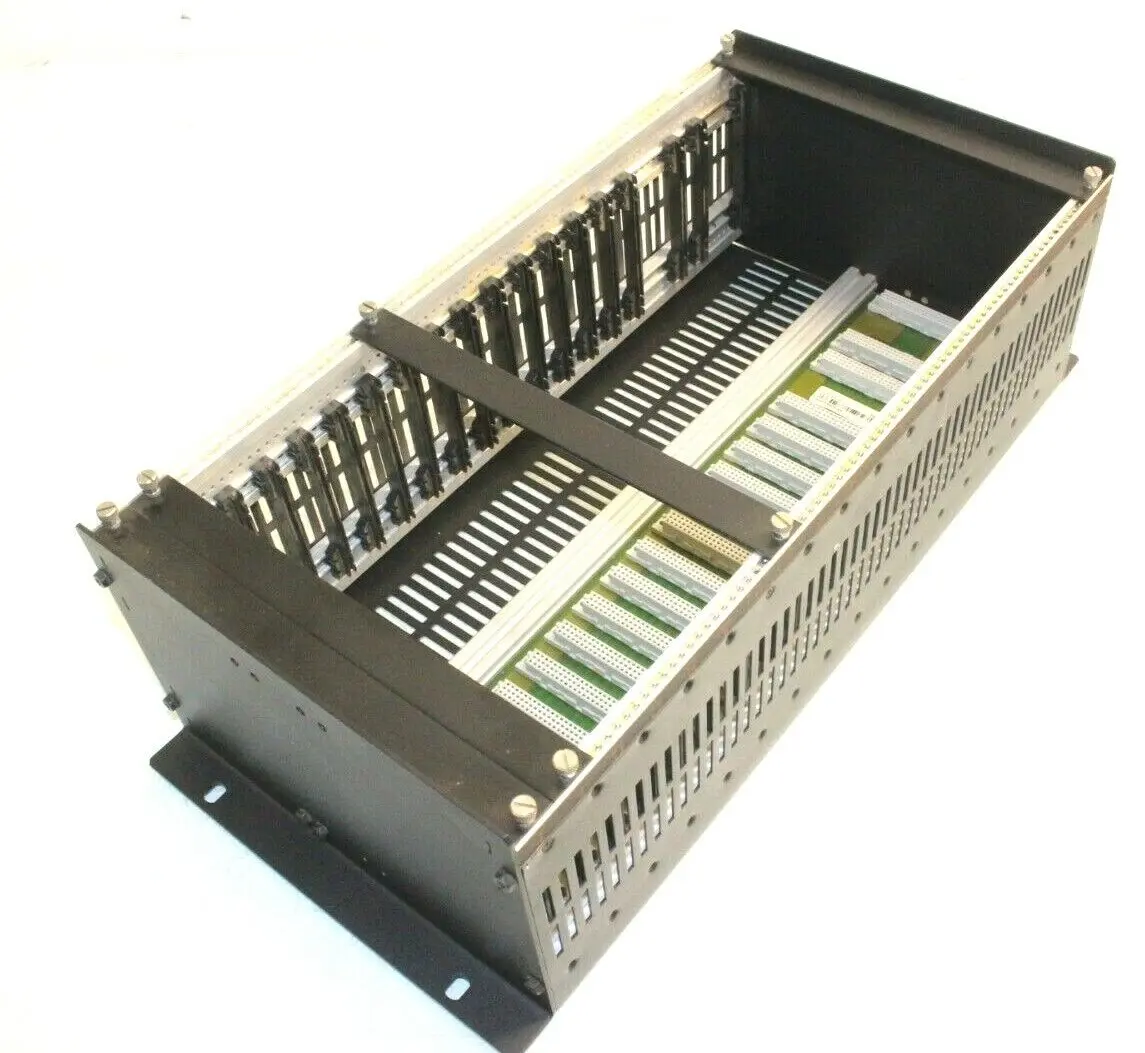 Produktfoto 1 von B&R MULTI Baugruppenträger | Rev. C0 | ECR165-0