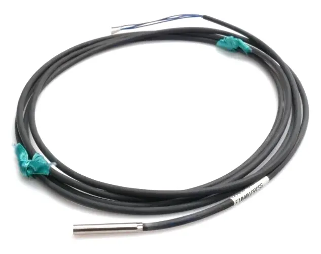 Produktfoto 1 von Carlo Gavazzi Induktiver Sensor EI0401PPCSS | 97058704