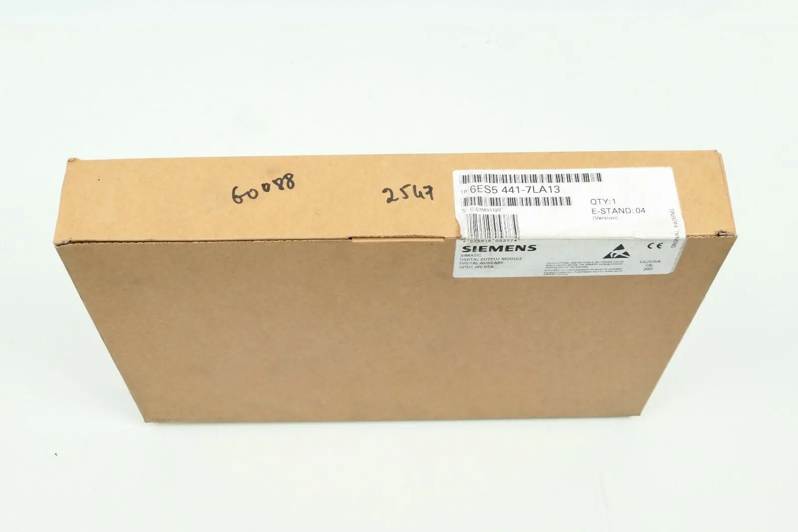Produktfoto 1 von Siemens Simatic S5 Digital Output Module 6ES5 441-7LA13 | E:04 | 6ES5441-7LA13