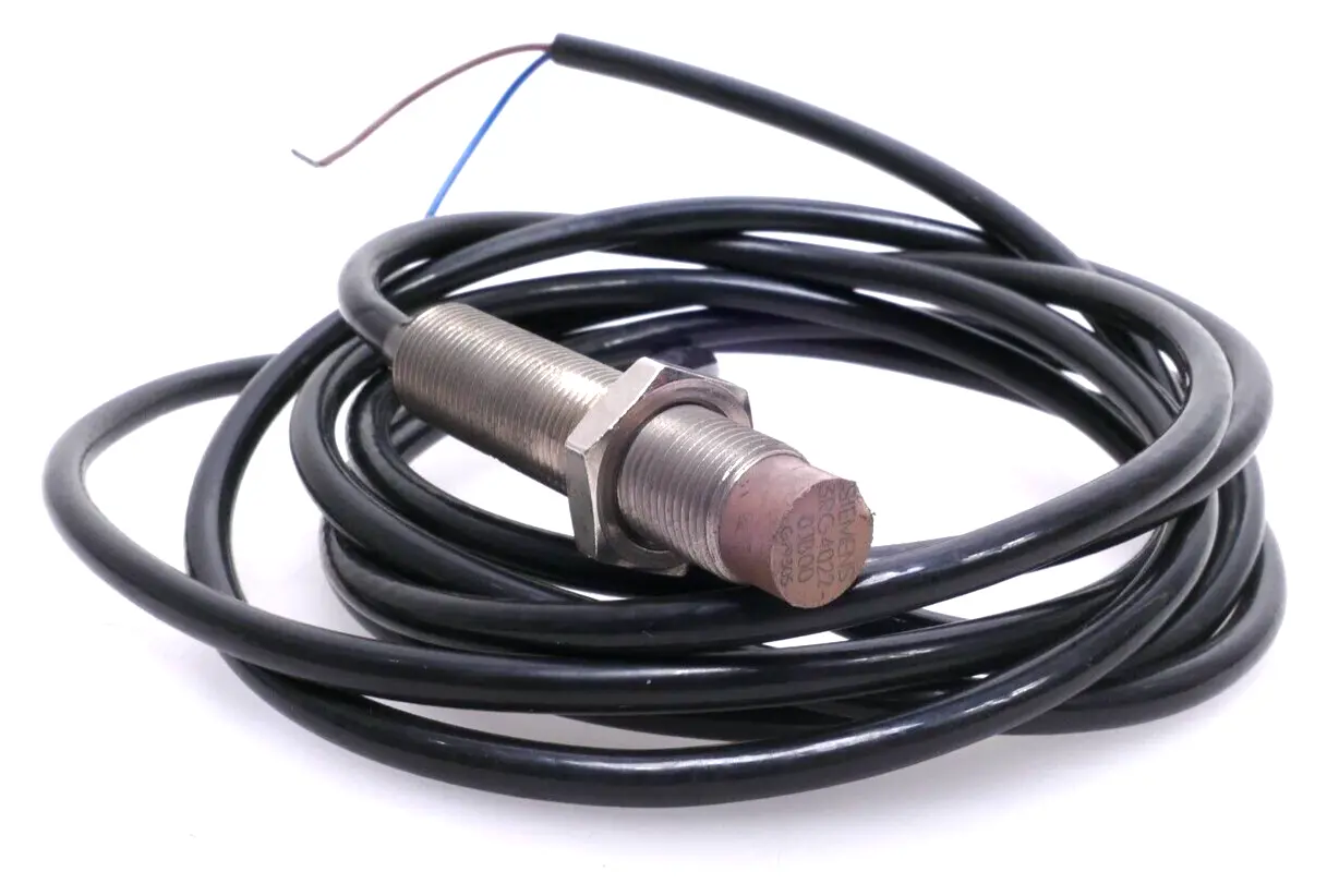 Produktfoto 1 von Siemens Induktiver Sensor 3RG4 022-0JB00 | 3RG4022-0JB00