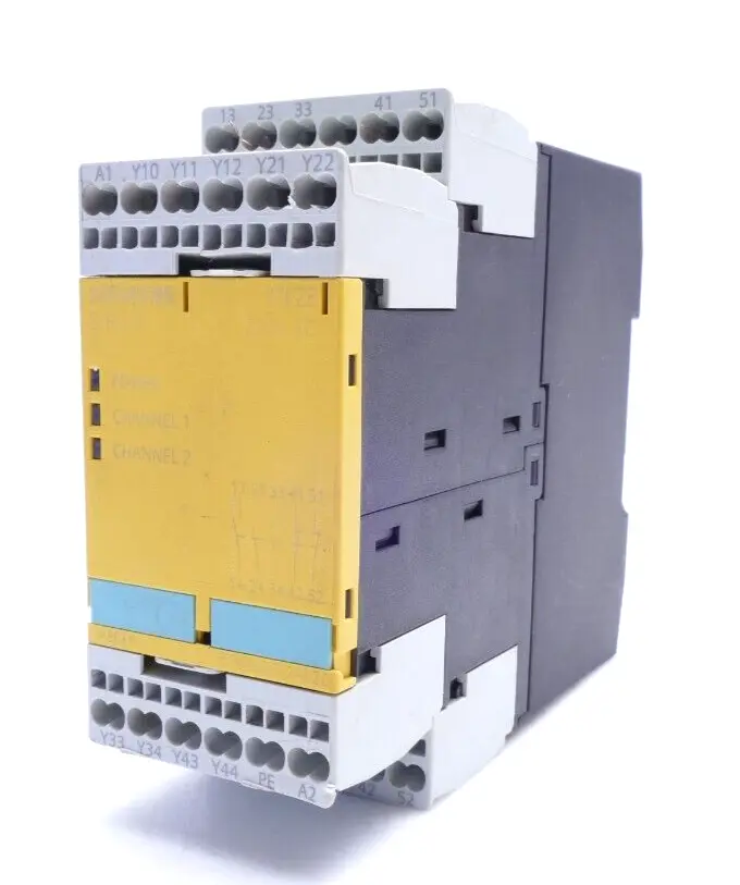 Produktfoto 1 von Siemens SIRIUS Sicherheitsschaltgerät 3TK2 825-2AL20 | E:03 | 3TK2825-2AL20