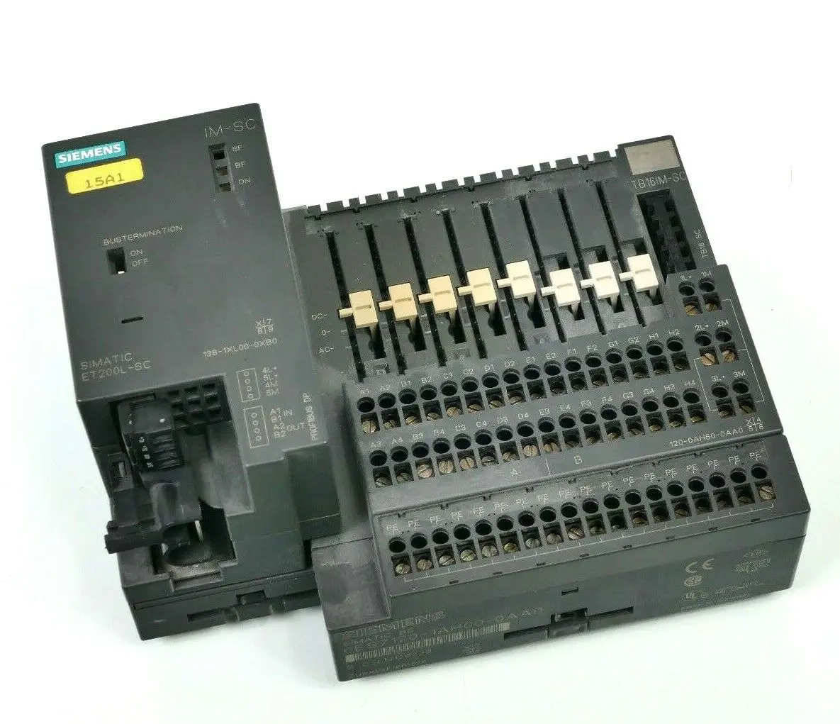 Produktfoto 1 von Siemens ET200L SC 6ES7 138-1XL00-0XB0 + 6ES7120-0AH00-0AA0 + 6ES7120-1AH00-0AA0