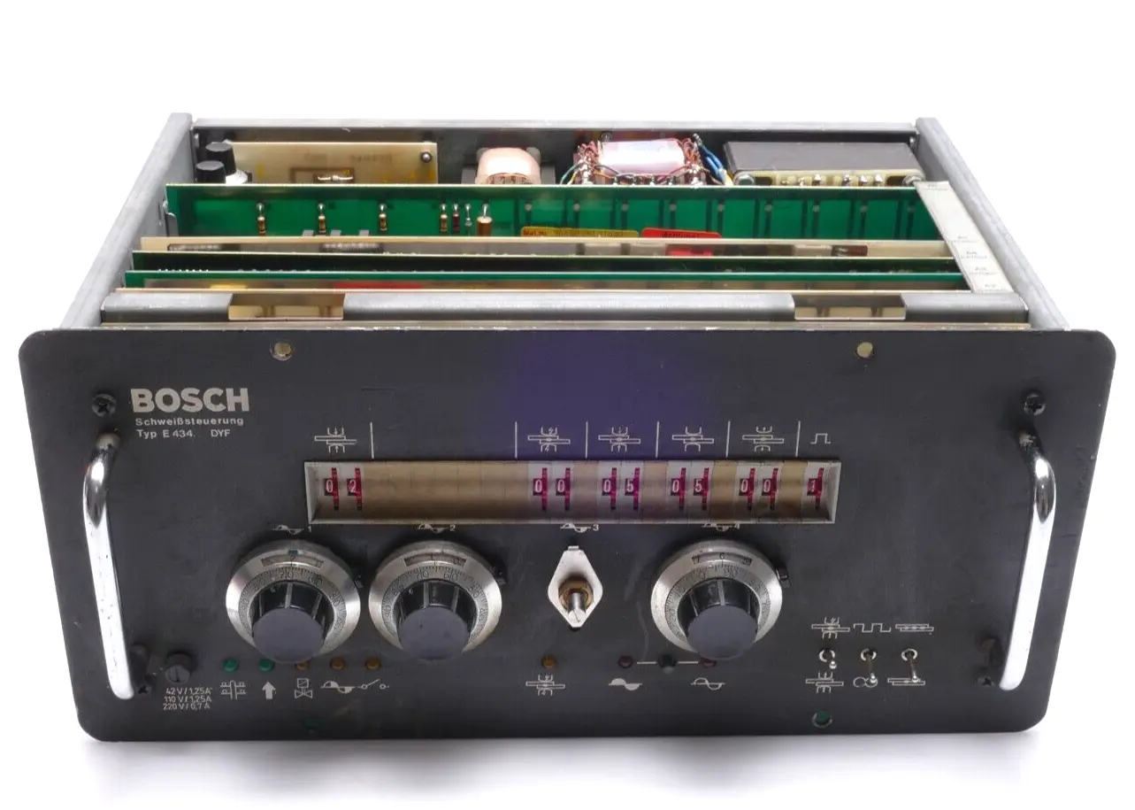 Produktfoto 1 von Bosch Schweißsteuerung E434.02DYF | 047527-101