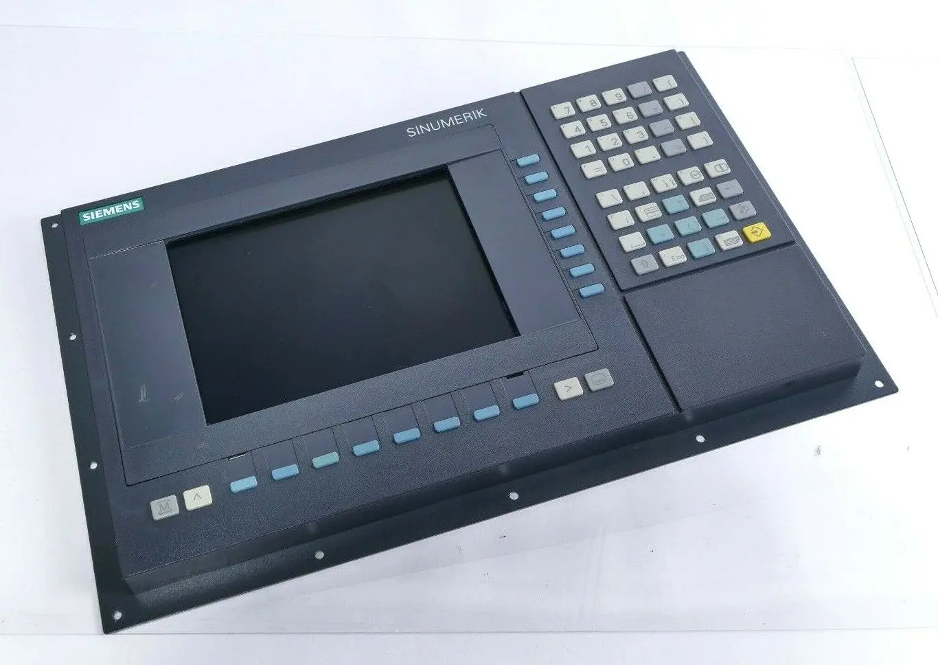Produktfoto 1 von Siemens SINUMERIK 840D OP 031 | 6FC5 203-0AB10-0AA0 | V: G | 6FC5203-0AB10-0AA0