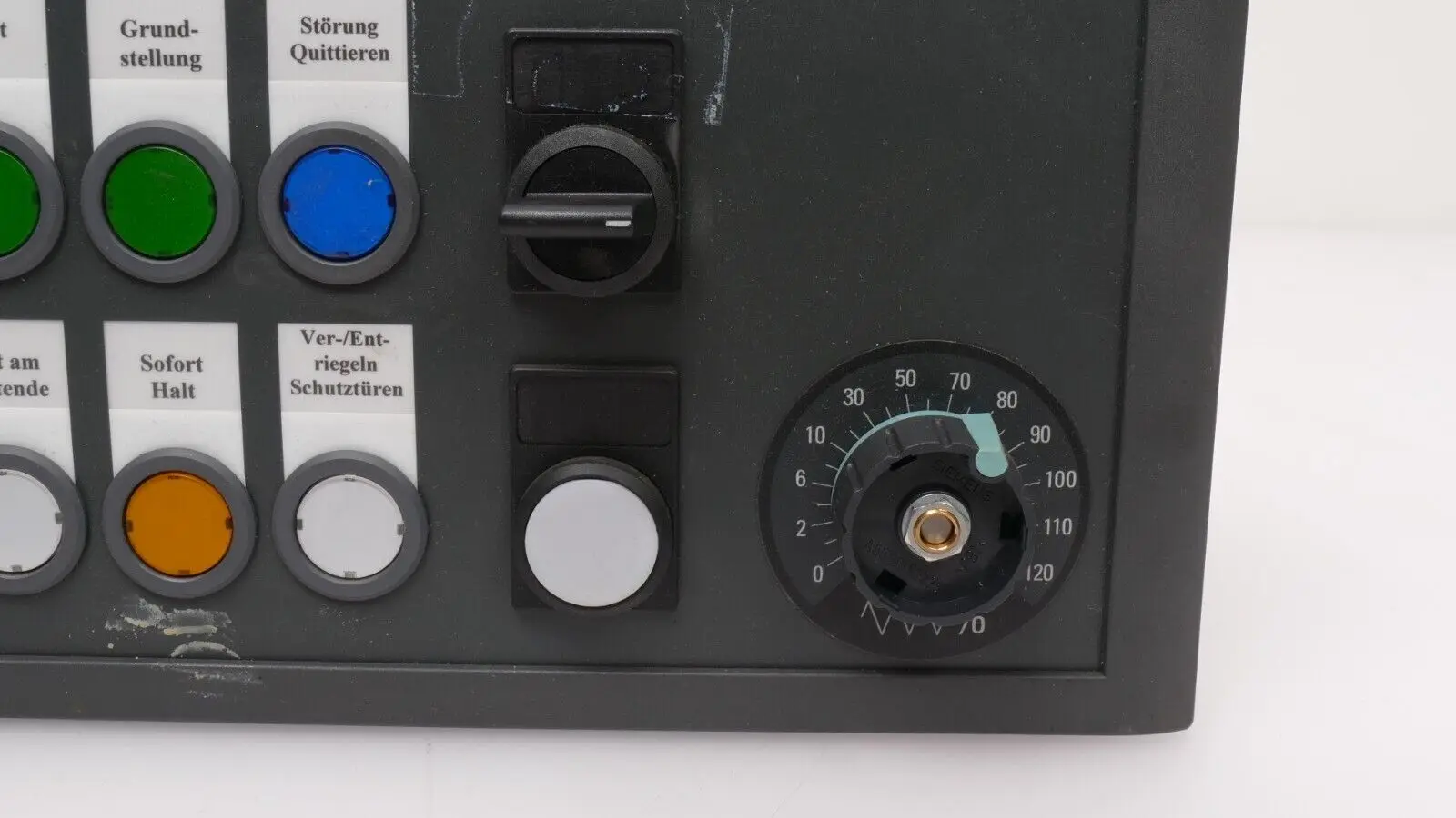Produktfoto 1 von Siemens SINUMERIK MPP483IEH Operator-Bedienpanel | 6FC5303-1AF10-8AA0