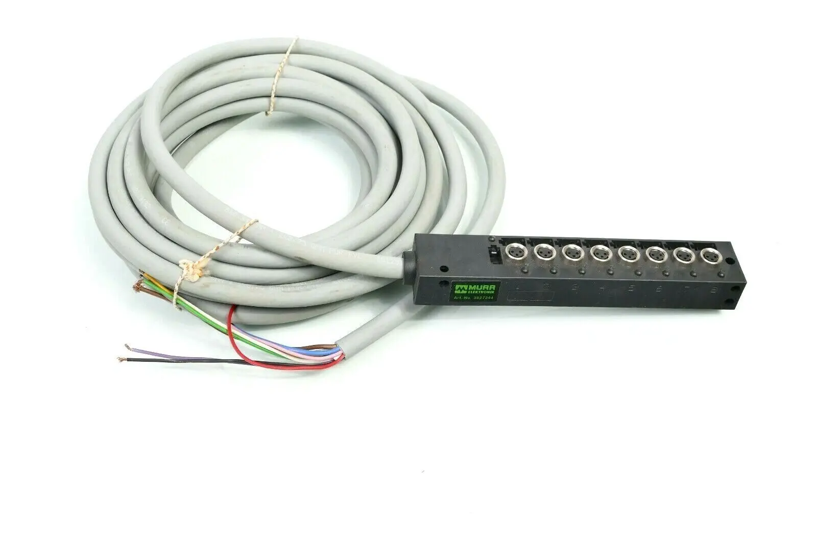 Produktfoto 1 von Murr Elektronik EOL - Passiv-Vert. Schmal,8xM8 Kabel 5m | 3827244