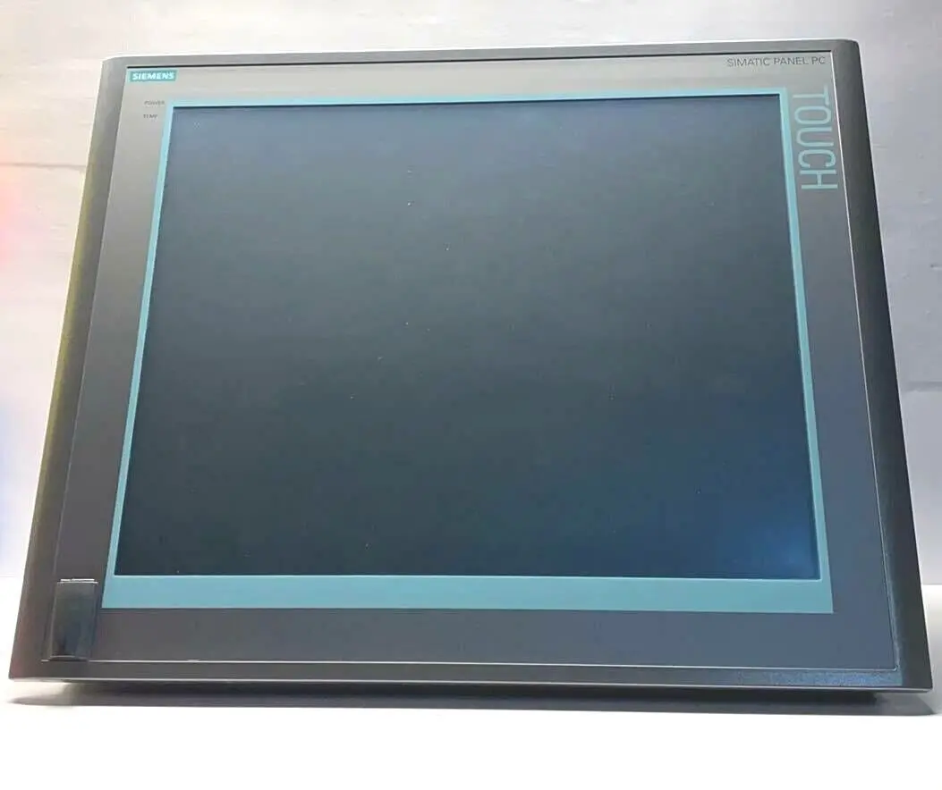 Produktfoto 1 von Siemens SIMATIC Panel PC 677 (AC) 19'' Touch | 6AV7804-0BC10-1AC0