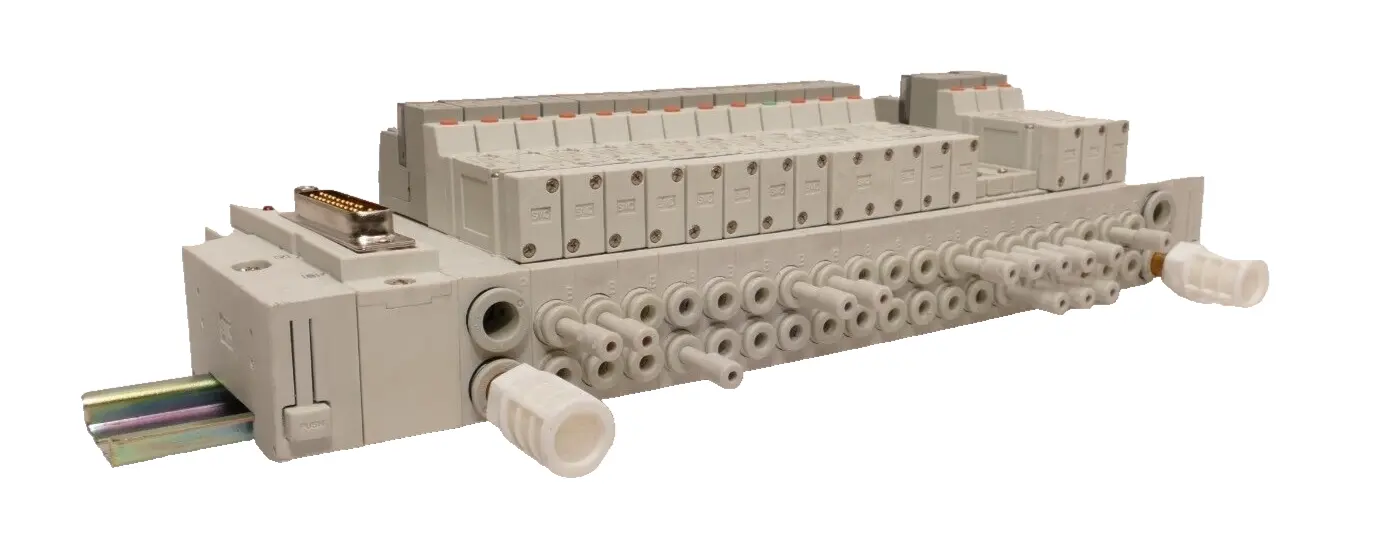 Produktfoto 1 von SMC Ventilbaugruppe | 14x SY3140-5FU-0 | 1x SY3245-5FU-0 | SY3-LLH034