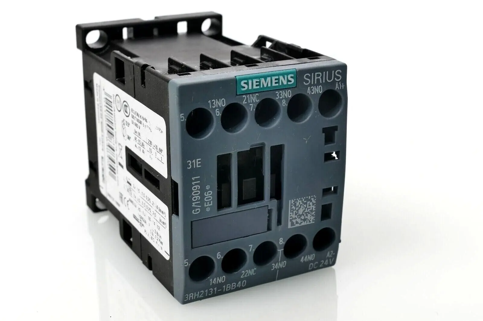 Produktfoto 1 von 2x Siemens SIRIUS Schütz 3RH2 131-1BB40 | E:06 | 3RH2131-1BB40