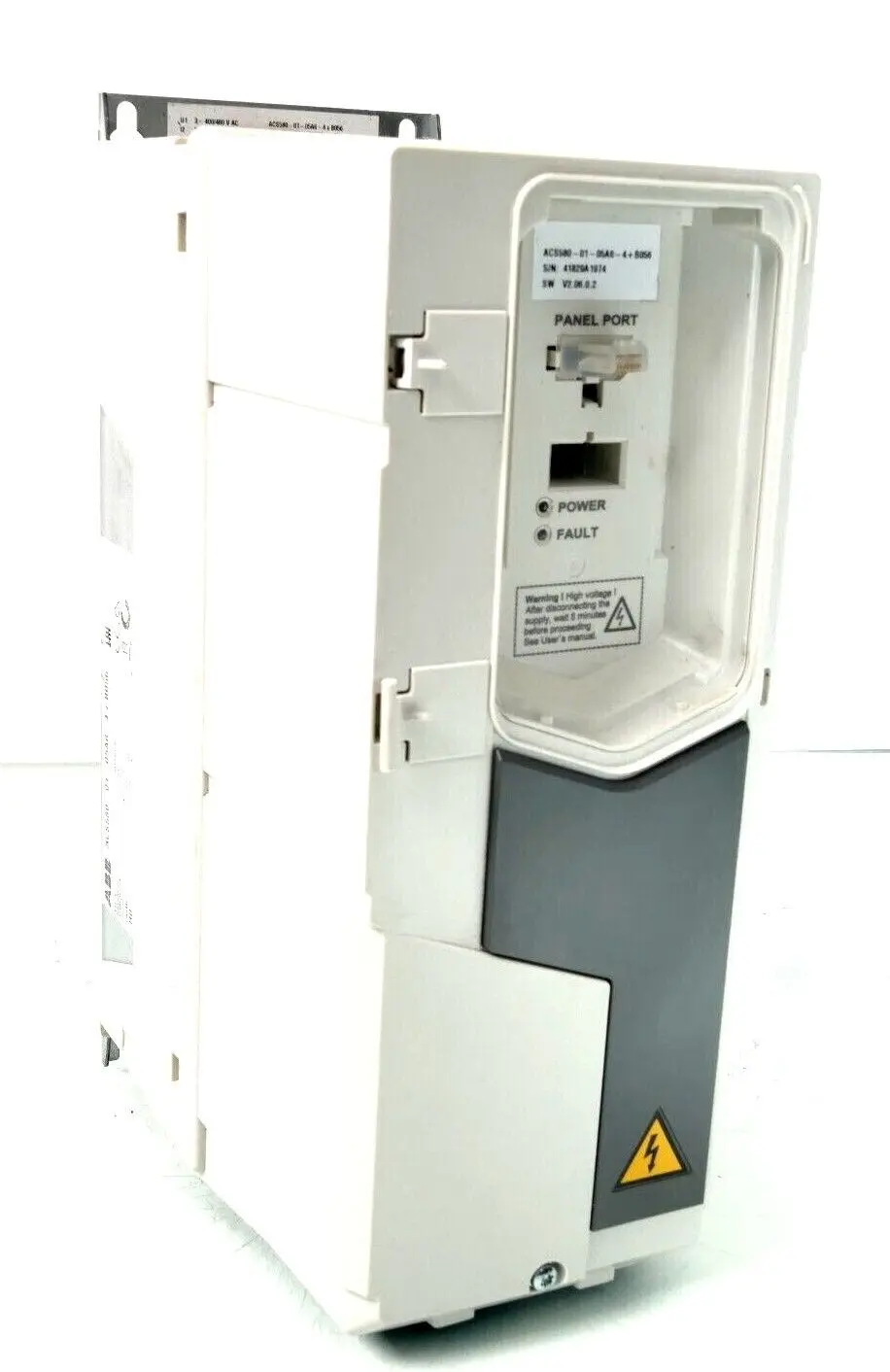Produktfoto 1 von ABB Oy Frequenzumrichter | SW: V2.06.0.2 | ACS580-01-05A6-4+B056