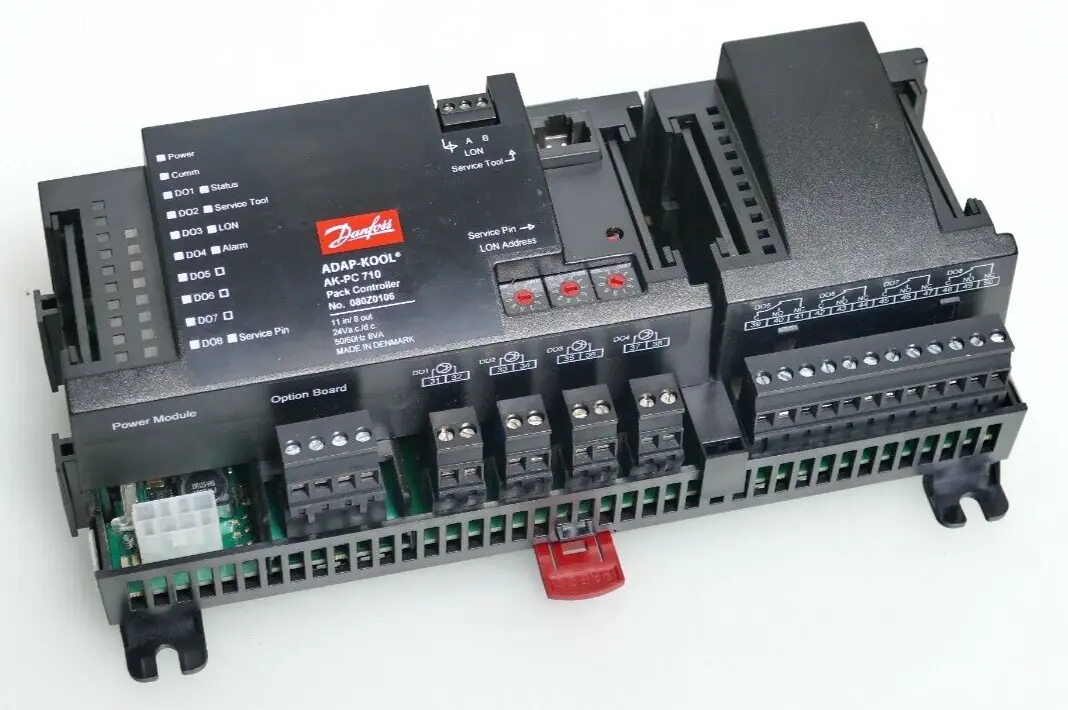 Produktfoto 1 von Danfoss ADAP-KOOL Pack Controller AK-PC 710 | 080Z0106
