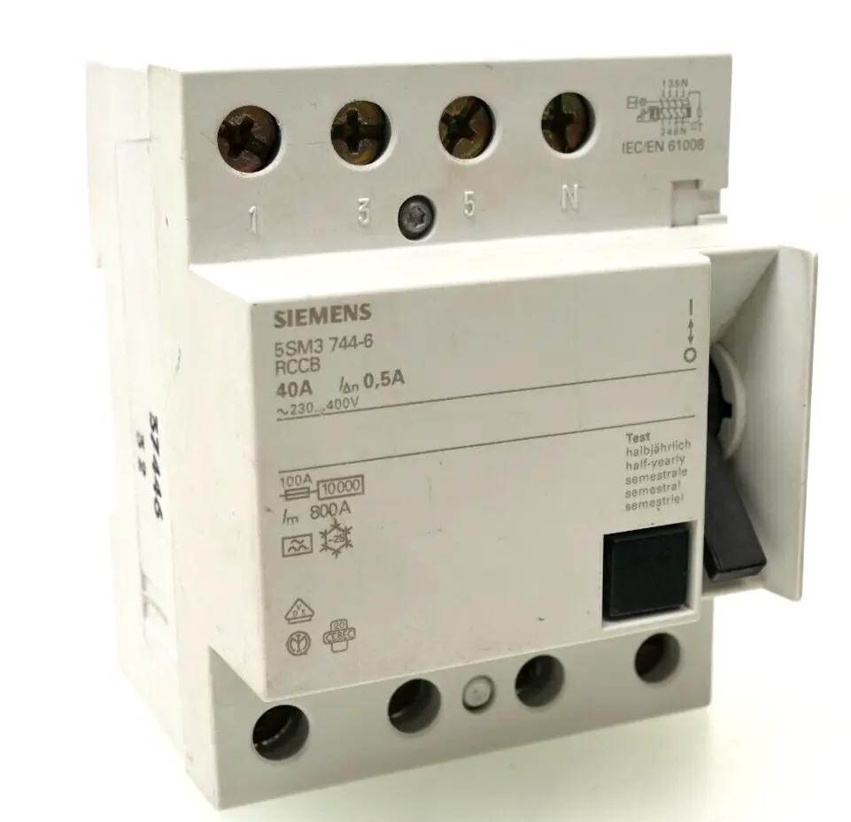 Produktfoto 1 von Siemens Schutzschalter 5SM3 744-6 | 5SM3744-6