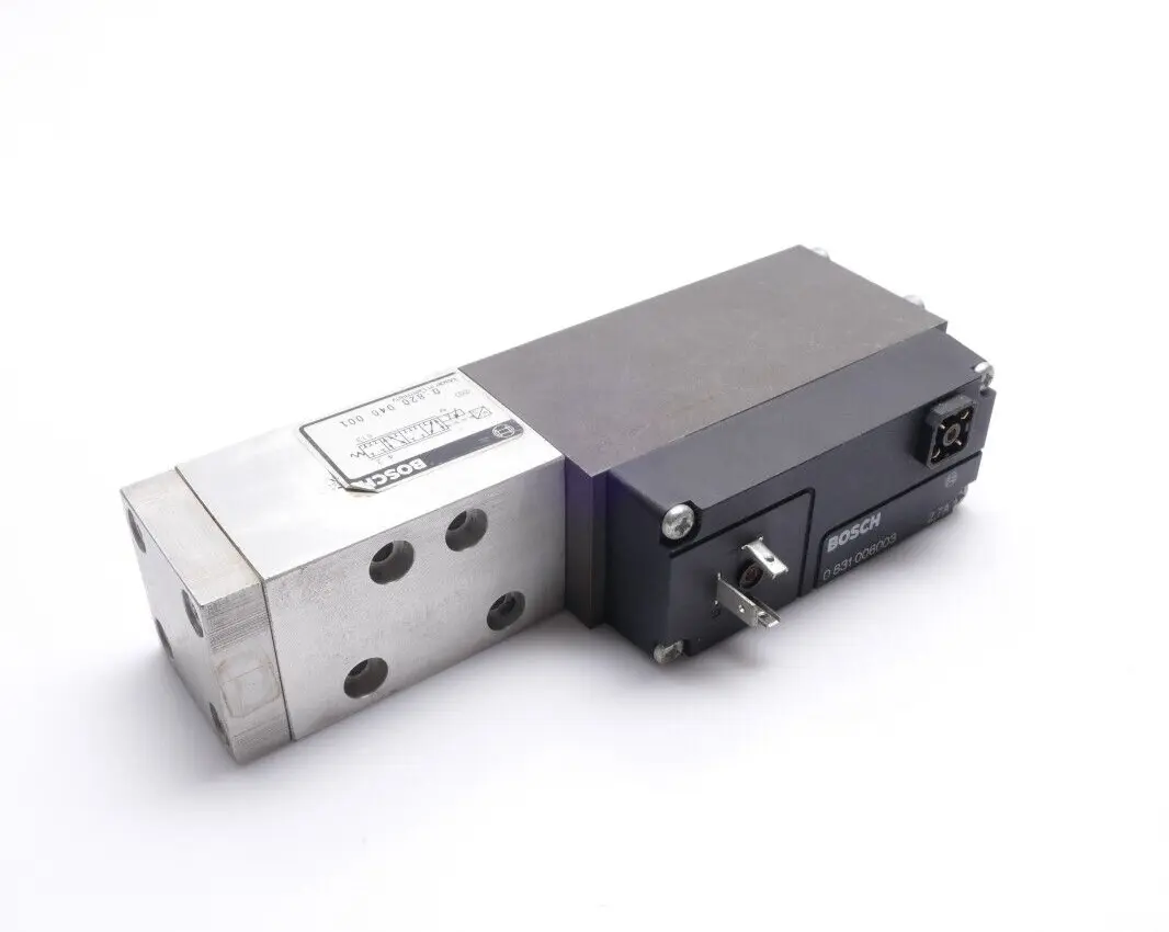 Produktfoto 1 von Bosch Servoventil 0831006003 + Wegeventil 0 820 040 001 | 0820040001