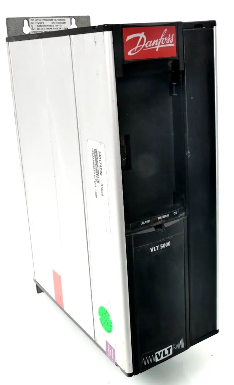 Produktfoto 1 von Danfoss VLT 5000 Frequenzumrichter VLT5011PT5B20STR1DLF10A00C0 | 175Z0575