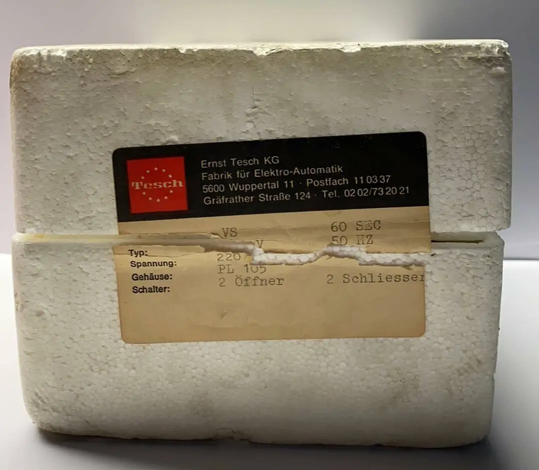 Tesch Zeitschaltuhr Zeitrelais 60 Sek. VST Gehäuse | PL105