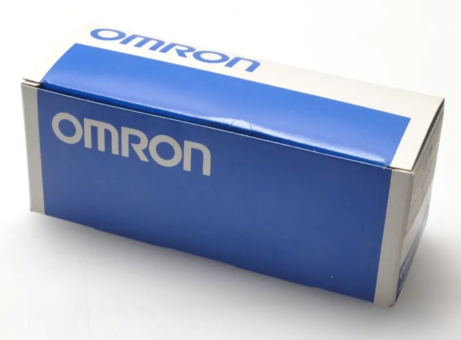 Omron Photoelectric Sensor | E3F2-R2B4