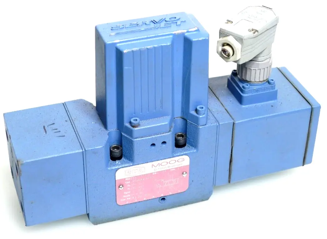 Produktfoto 1 von Moog Netstal D661Z2712G Servo Drive P80HXAMFNEA2