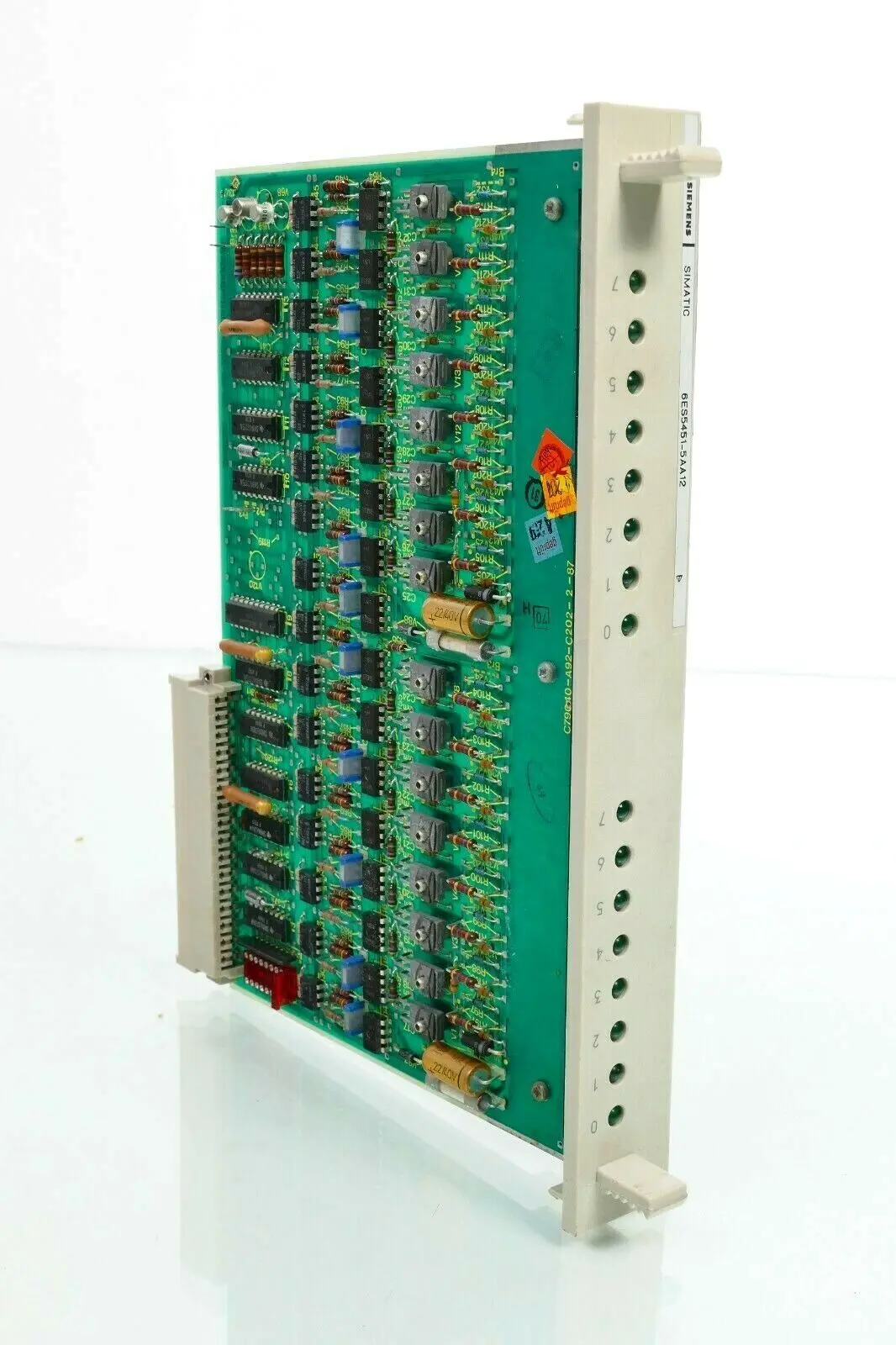 Produktfoto 1 von Siemens SIMATIC S5 Ausgangsmodul 6ES5 451-5AA12 | E:01 | 6ES5451-5AA12