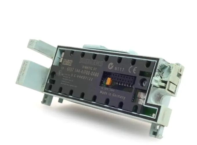 Produktfoto 1 von Siemens SIMATIC S7 Elektronikmodul 6ES7 144-4JF00-0AB0 | 6ES7144-4JF00-0AB0