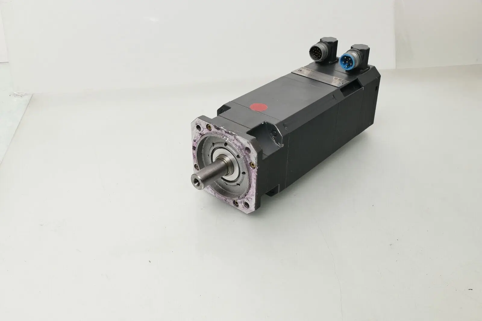 Produktfoto 1 von Siemens SIMOTICS S Synchronservomotor 1FT6 044-4AF71-4TB0 | 1FT6044-4AF71-4TB0