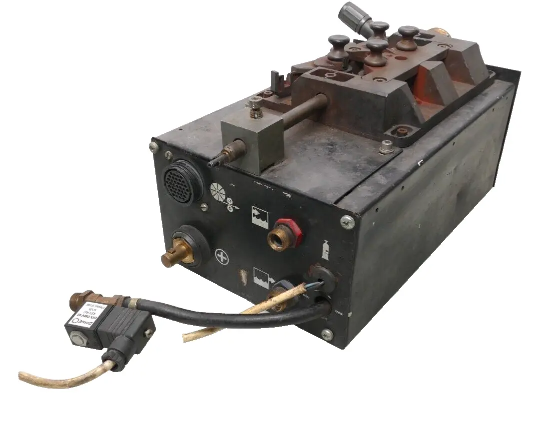 Produktfoto 1 von Fronius Drahtvorschubgerät VRI53-K | VR153-K