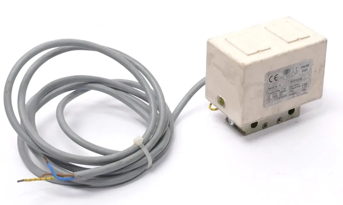 Produktfoto 1 von Lean Technik Schwingförderer Luftspalt max:2,5mm 1,13A 50/60Hz | RM 66 Nr.54