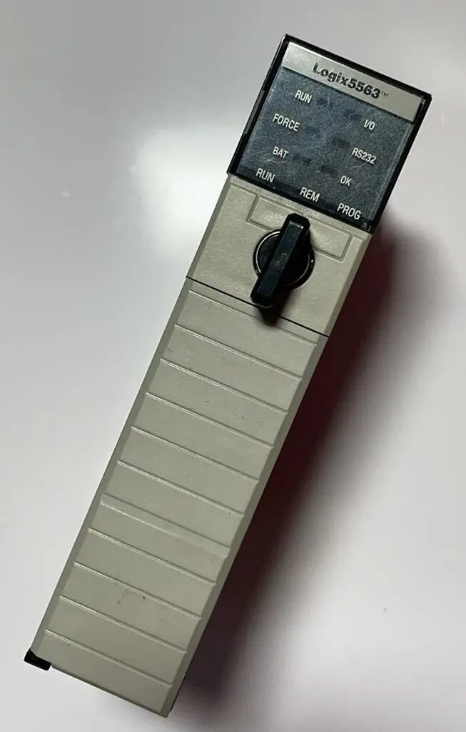 Produktfoto 1 von Allen-Bradley LogixPAC Controllogix 5563 Processor | Ser. B FW: 1.9 | 1756-L63