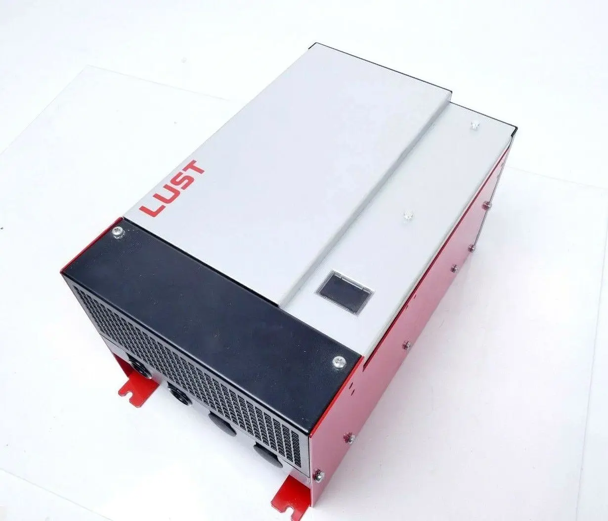 Produktfoto 1 von Lust Antriebstechnik Frequenzumrichter 4kW | VF1410