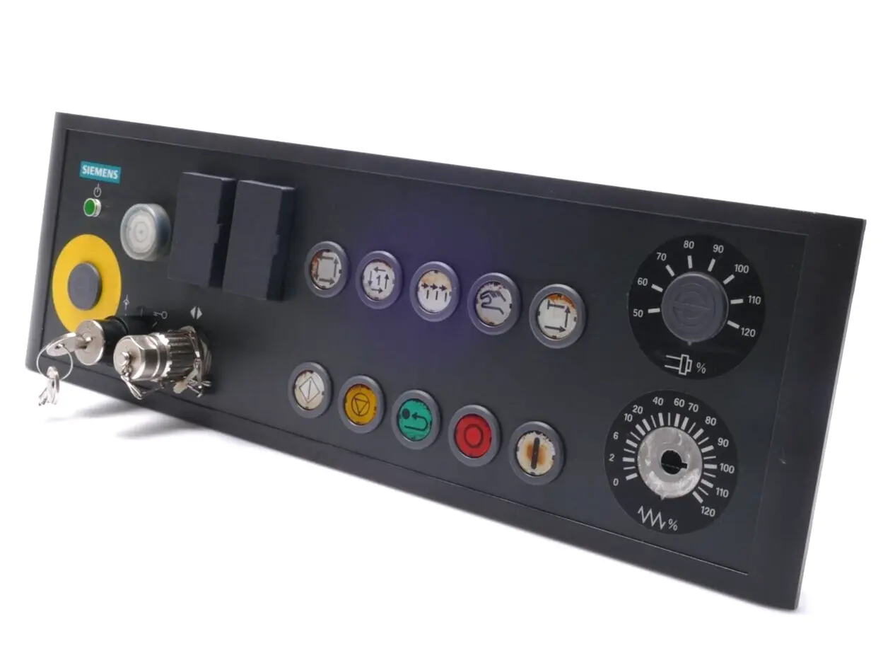 Produktfoto 1 von Siemens Bedienpanel 6FC5203-0AF27-1AA0-S05 | E:D1 | 6FC5 203-0AF27-1AA0-S05