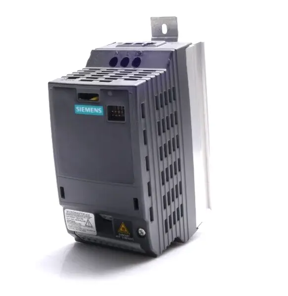 Produktfoto 1 von Siemens Micromaster410 | 6SE6 410-2UB12-5AA0 | E: A05/1.04 | 6SE6410-2UB12-5AA0