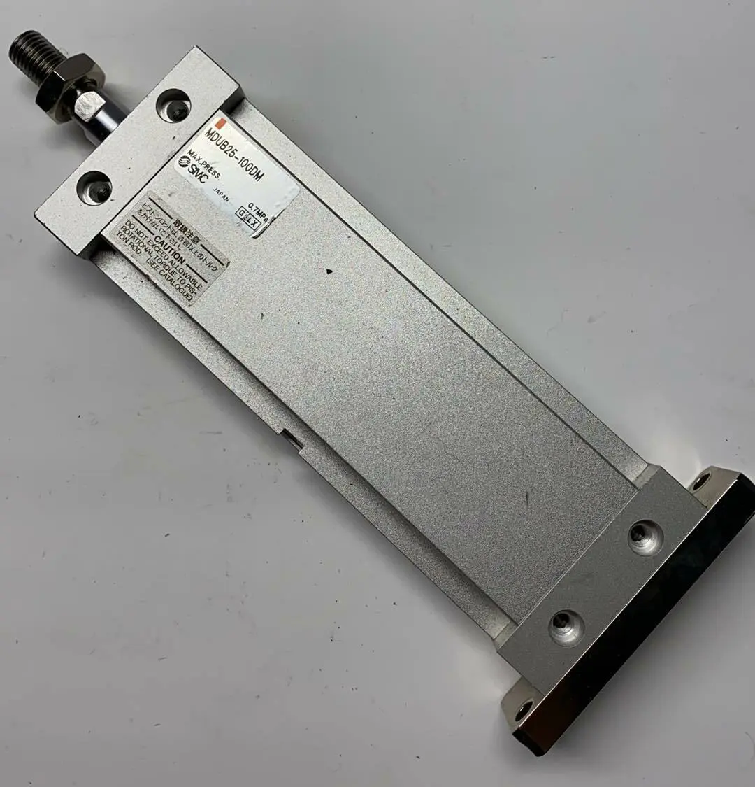 Produktfoto 1 von SMC Pneumatikzylinder | MDUB25-100DM