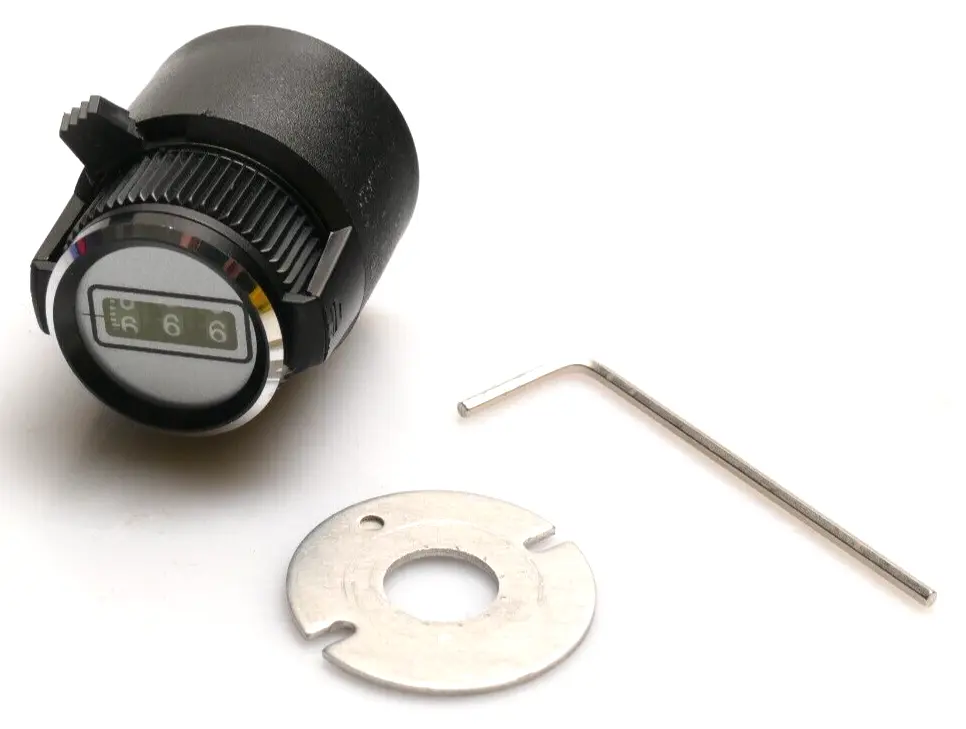 Produktfoto 1 von Vishay Potentiometer Drehknopf Schwarz Ø 30.6mm x 31.5mm | 23A21B10